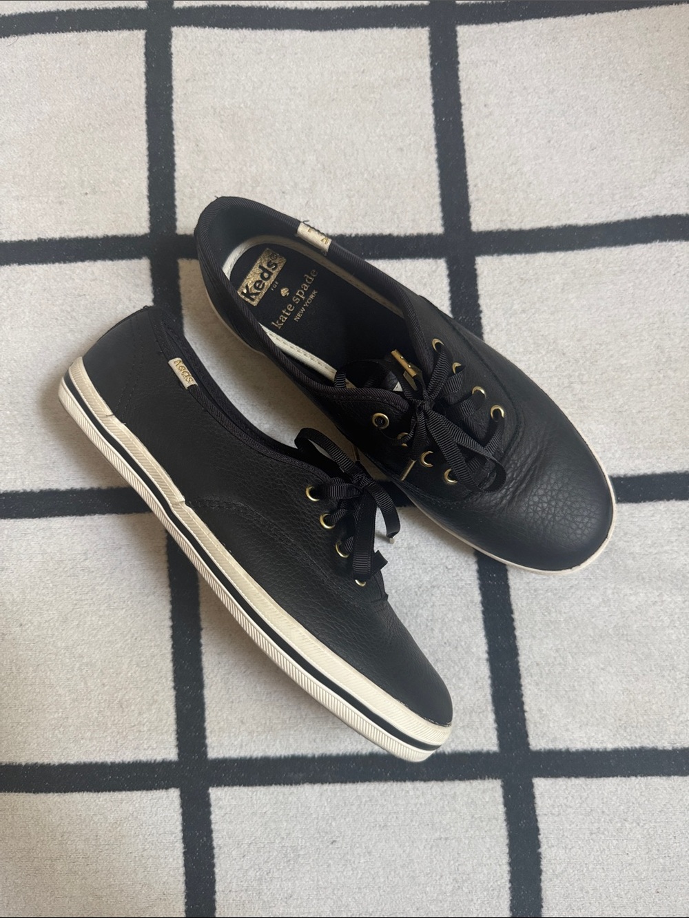 Keds x kate spade Classic Black Leather Lace-Up Sneakers size 5